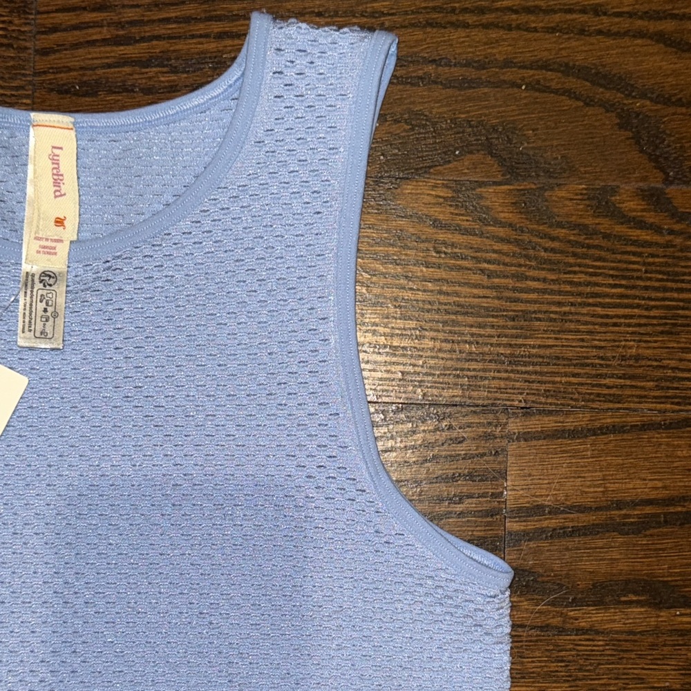 LyreBird Open-Stitch Shimmer Tank - Picture 4 of 6